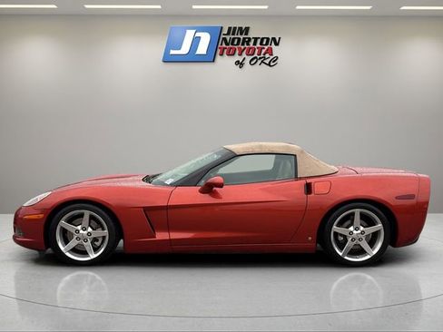 Used 2006 Chevrolet Corvette Convertible w/ Preferred Equipment Group RWD image 8