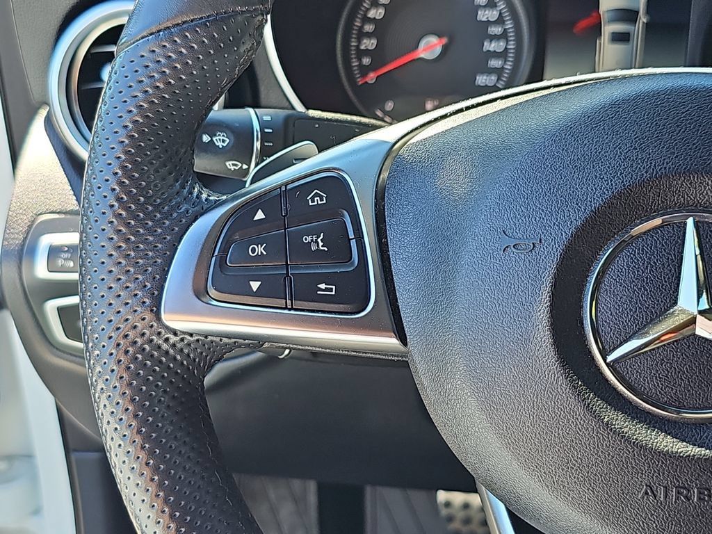 Used 2019 Mercedes-Benz GLC 300 4MATIC Coupe image 20