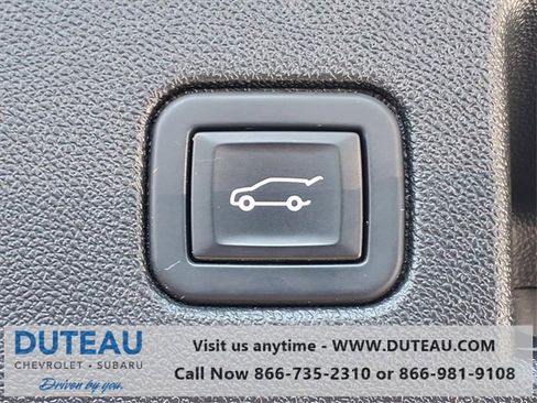 Used 2022 Chevrolet Equinox Premier image 7