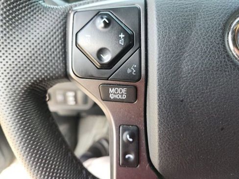 Used 2023 Toyota Tacoma TRD Off-Road w/ Technology Package AWD/4WD image 29