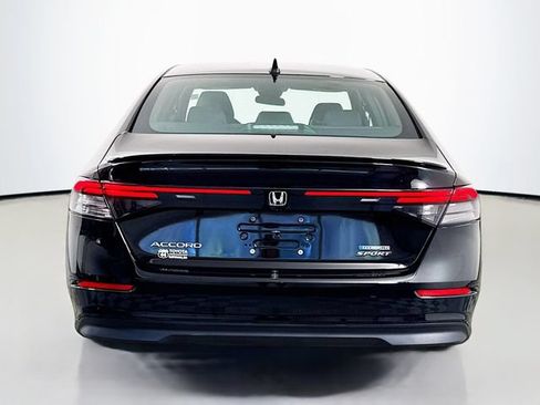 Used 2024 Honda Accord Sport image 7