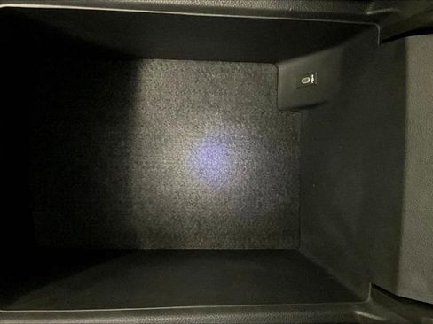 Used 2021 Volkswagen Atlas SEL Premium image 42