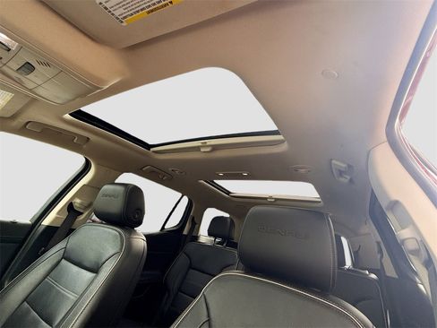 Used 2020 GMC Acadia Denali w/ Technology Package image 24