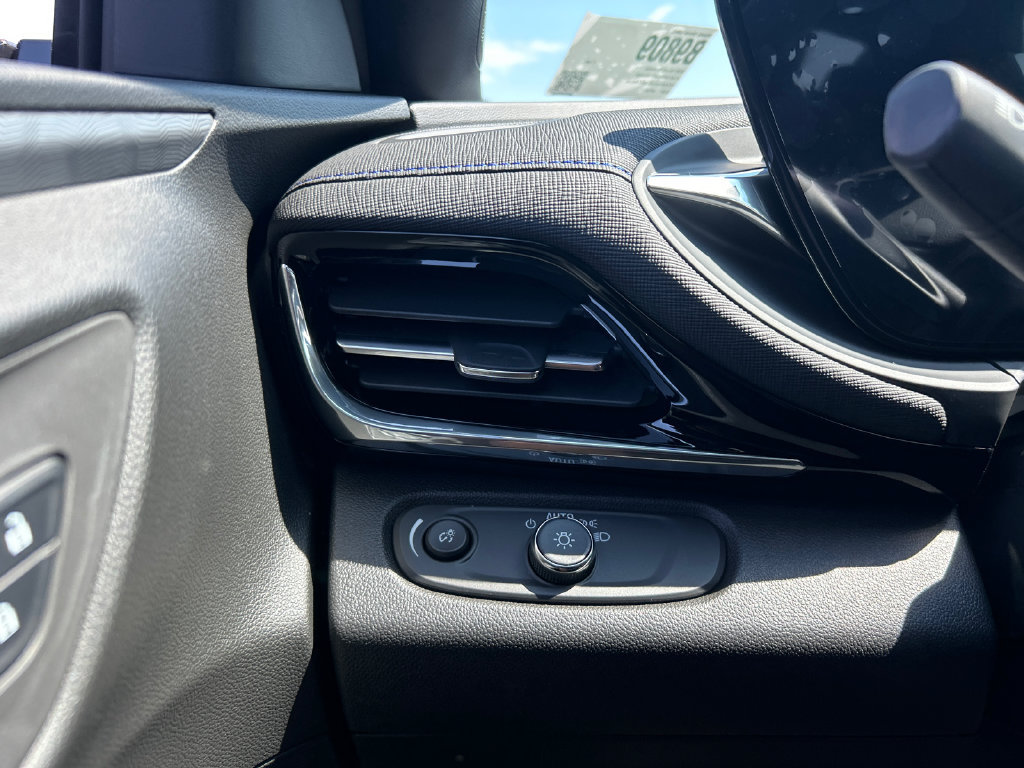 New 2026 Buick Envista Sport Touring w/ Convenience I Package FWD image 19