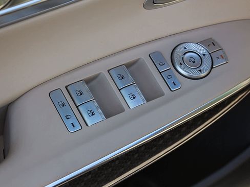 Used 2023 Genesis GV70 3.5T Sport w/ Sport Prestige Package image 20