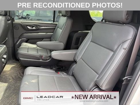 Used 2024 GMC Yukon XL Denali w/ Denali Reserve Package AWD/4WD image 24