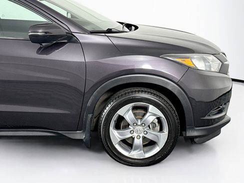 Used 2017 Honda HR-V EX image 41