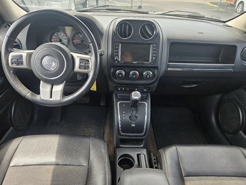 Used 2013 Jeep Patriot Latitude w/ Freedom Edition Pkg AWD/4WD image 13