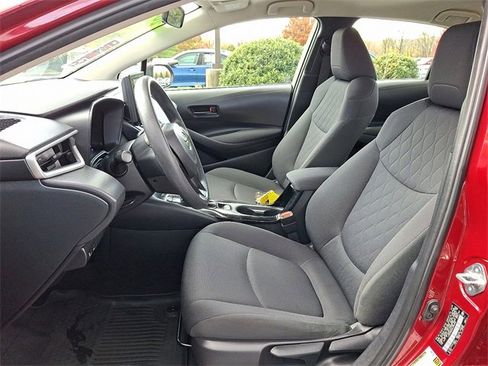 Used 2022 Toyota Corolla LE image 13