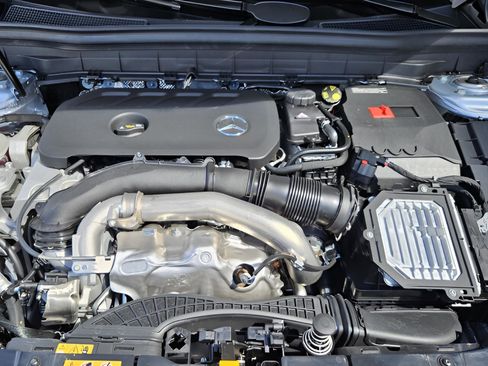 Used 2026 Mercedes-Benz GLB 250 image 28