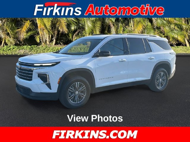 Used 2026 Chevrolet Traverse LT w/ Driver Confidence Package FWD image 1