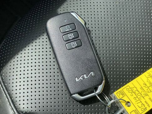 Used 2023 Kia EV6 Wind w/ Wind Technology Package AWD/4WD image 30