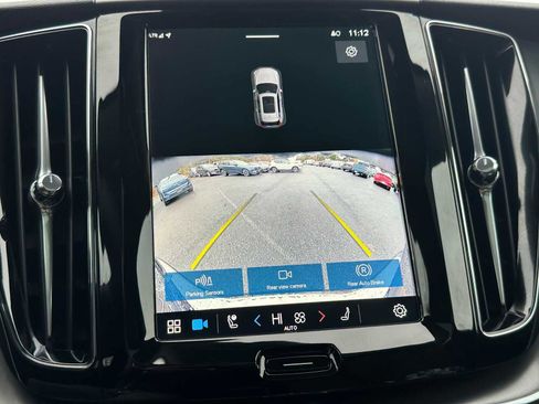 Used 2025 Volvo XC60 B5 Core w/ Protection Package Premier image 26