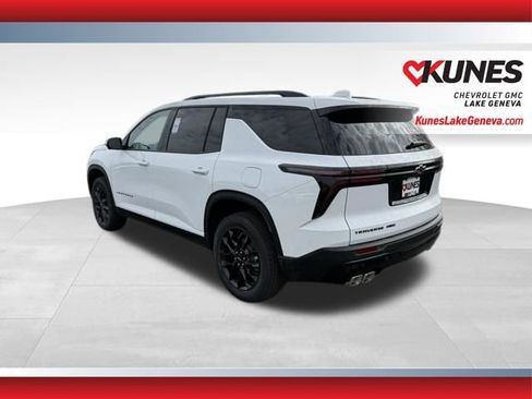 New 2026 Chevrolet Traverse LT w/ Midnight/Sport Edition AWD/4WD image 7