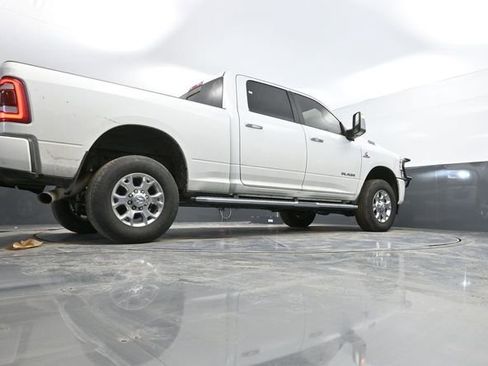 Used 2023 RAM 2500 Laramie AWD/4WD image 45