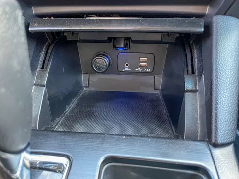 Used 2019 Subaru Outback 2.5i Limited w/ Popular Package #2 AWD/4WD image 24