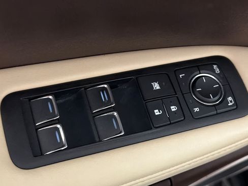Used 2019 Lexus RX 450h AWD w/ Luxury Package image 13