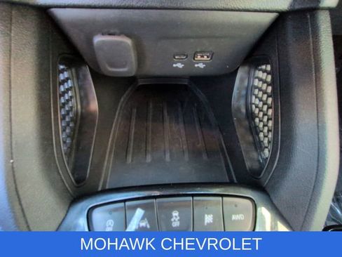 Used 2025 Chevrolet TrailBlazer LT w/ Driver Confidence Package AWD/4WD image 34