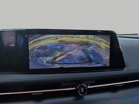 Used 2023 Nissan Ariya AWD image 23