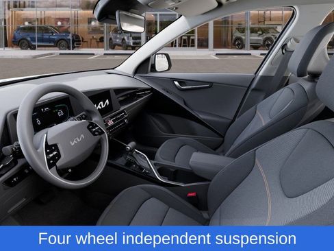 New 2026 Kia Niro LX image 18