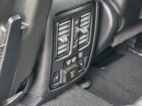 Used 2023 Dodge Durango GT image 21