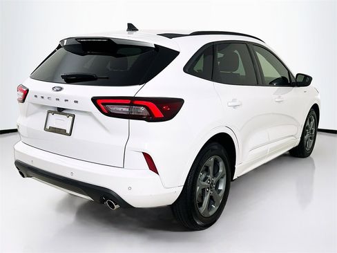 Used 2023 Ford Escape ST-Line w/ Tech Pack #1 image 4