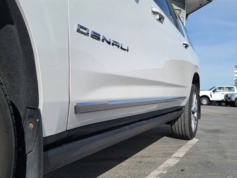Used 2022 GMC Yukon XL Denali AWD/4WD image 72
