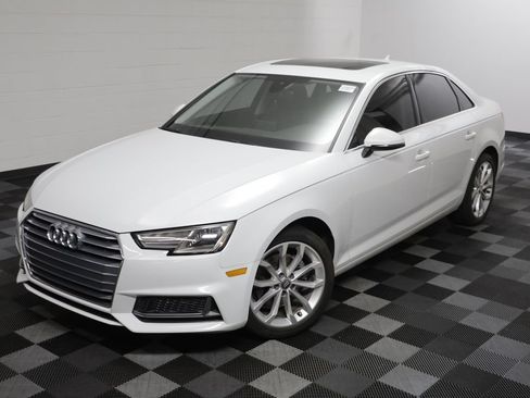 Used 2019 Audi A4 2.0T Premium w/ Convenience Package FWD image 2