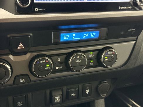 Certified 2023 Toyota Tacoma TRD Off-Road AWD/4WD image 22
