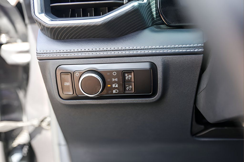 Used 2024 Ford Mustang GT Premium RWD image 15