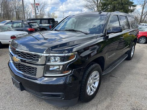Used 2018 Chevrolet Suburban LT AWD/4WD image 2