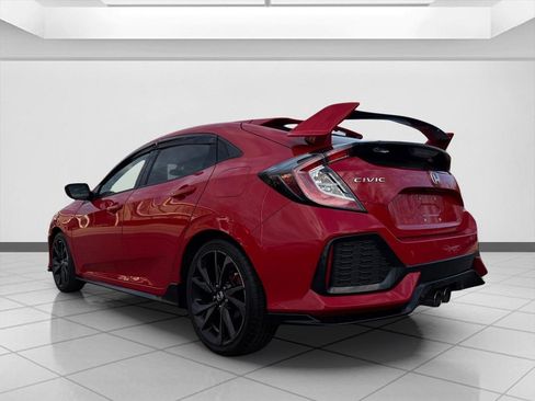 Used 2018 Honda Civic Sport image 5