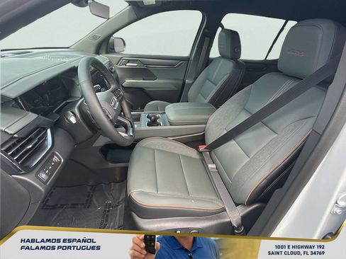 New 2026 GMC Acadia AT4 image 12