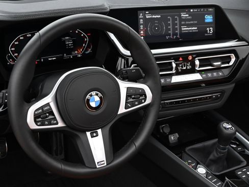 Used 2026 BMW Z4 M40i w/ Premium Package image 14