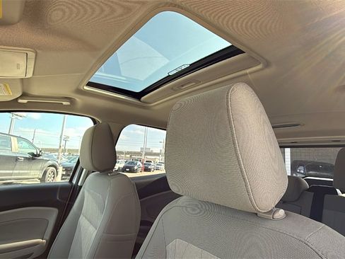 Used 2018 Ford EcoSport SE w/ SE Convenience Package image 15