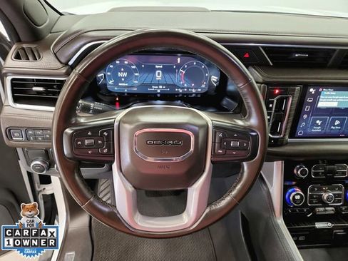 Used 2023 GMC Yukon Denali image 21