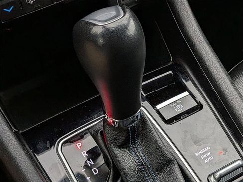 Used 2022 Jeep Compass Latitude image 10