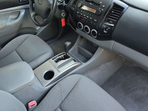 Used 2005 Toyota Tacoma 2WD Access Cab image 15