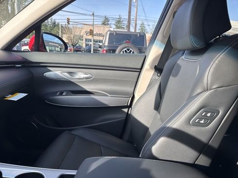 New 2026 Genesis GV70 2.5T Select AWD/4WD image 32