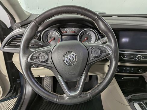 Used 2018 Buick Regal Preferred w/ Driver Confidence Package #1 image 18