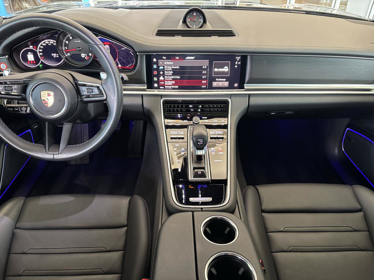 Used 2023 Porsche Panamera 4 Platinum Edition w/ Assistance Package AWD/4WD image 9