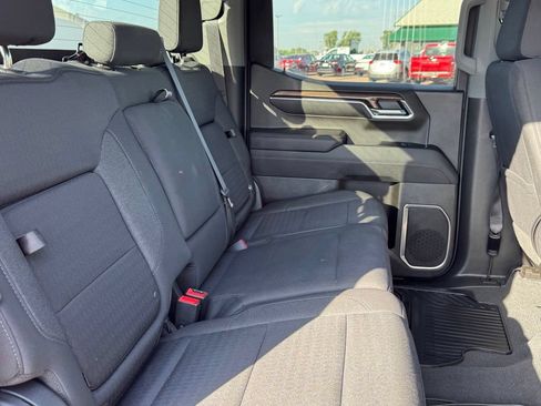 Used 2023 Chevrolet Silverado 1500 LT AWD/4WD image 22