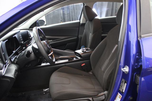 Used 2021 Hyundai Elantra SEL w/ Cargo Package FWD image 9