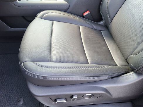 New 2025 GMC Sierra 2500 Denali w/ Denali Reserve Package image 18