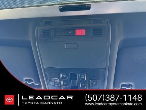 Used 2018 Volkswagen GTI SE image 26