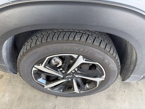 Used 2022 Chevrolet TrailBlazer RS w/ Technology Package FWD image 7