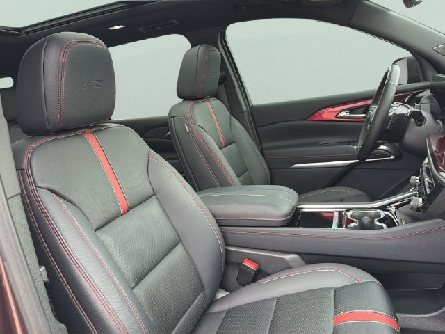 Certified 2024 Chevrolet Traverse RS FWD image 20