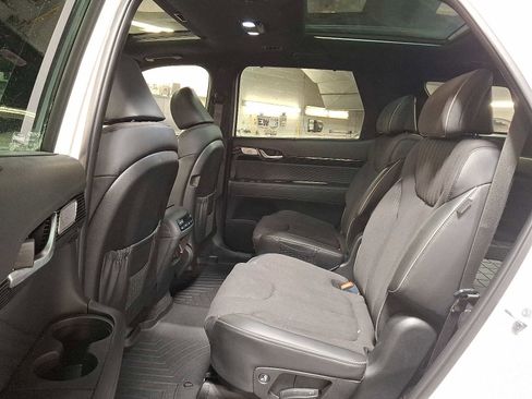Used 2024 Hyundai Palisade Calligraphy image 10