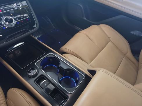 Used 2022 Lincoln Corsair Reserve w/ Equipment Group 201A AWD/4WD image 25