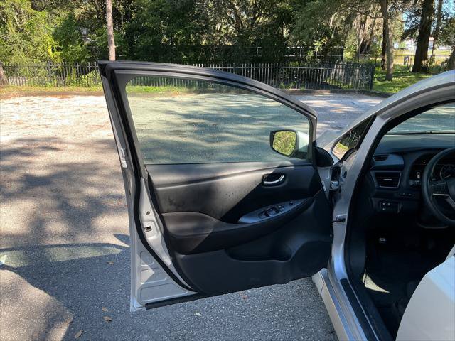 Used 2018 Nissan Leaf S w/ S Charge Package FWD image 10